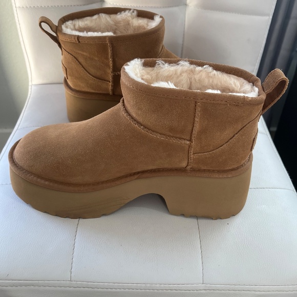 UGG Women’s Classic Ultra Mini Heights Boots NEW without Tags - Picture 4 of 9